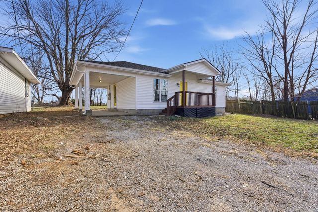 99 Orchard Street, Crab Orchard, KY 40419