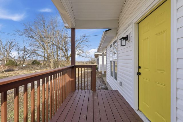 99 Orchard Street, Crab Orchard, KY 40419