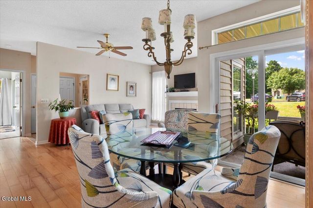 1512 Hampton Place Boulevard, Troy, NY 12180