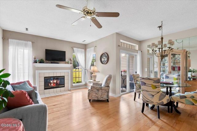 1512 Hampton Place Boulevard, Troy, NY 12180