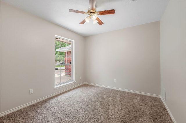 3988 Windfree Drive, College Station, TX 77845
