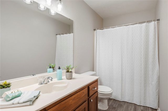 3988 Windfree Drive, College Station, TX 77845