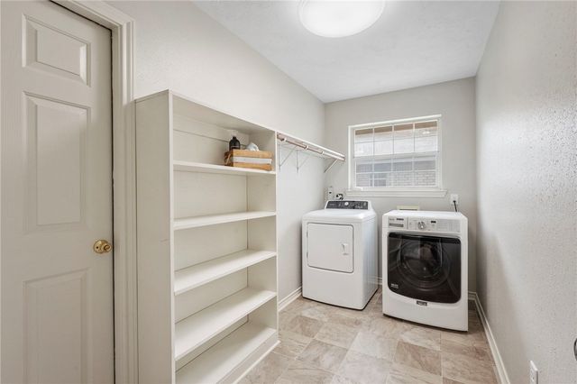 3988 Windfree Drive, College Station, TX 77845