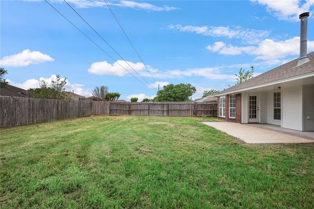 3988 Windfree Drive, College Station, TX 77845