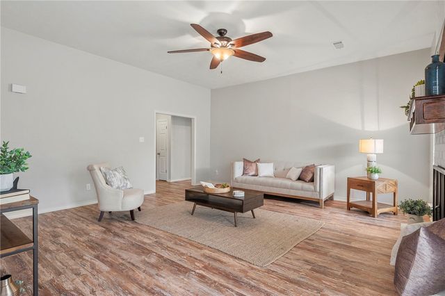 3988 Windfree Drive, College Station, TX 77845