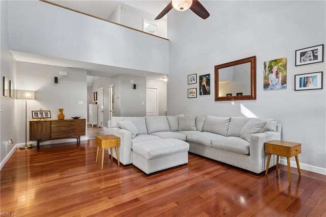 119 E Wedgwood DR, Yorktown, VA 23693
