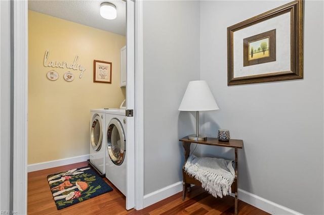 119 E Wedgwood DR, Yorktown, VA 23693