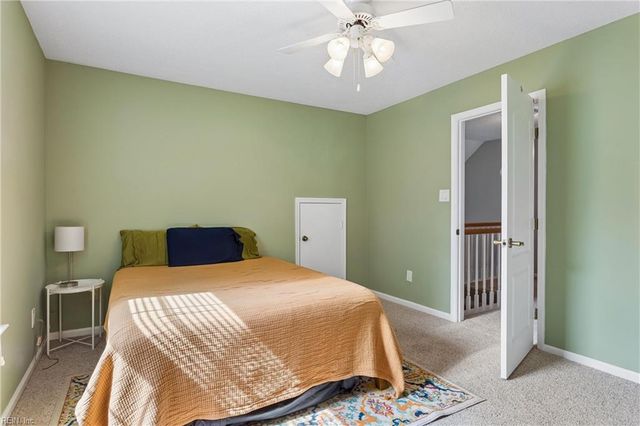119 E Wedgwood DR, Yorktown, VA 23693