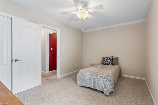 119 E Wedgwood DR, Yorktown, VA 23693