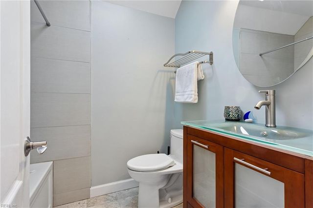 119 E Wedgwood DR, Yorktown, VA 23693