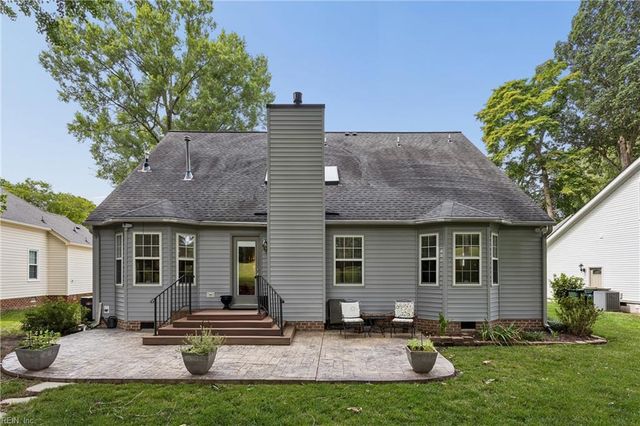 119 E Wedgwood DR, Yorktown, VA 23693