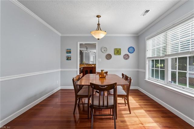 119 E Wedgwood DR, Yorktown, VA 23693