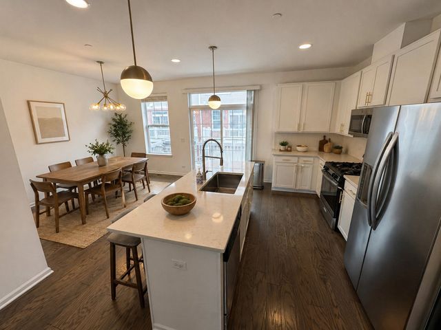 6347 Capulina Avenue 0, Morton Grove, IL 60053