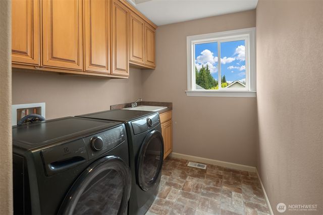 12902 194th Avenue Ct E, Bonney Lake, WA 98391