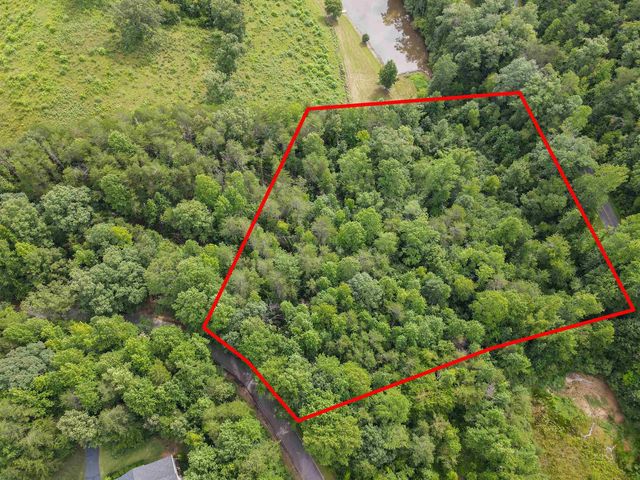 12 Queensmoor Road, Travelers Rest, SC 29690