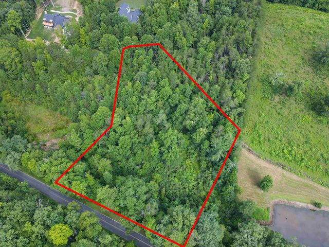 12 Queensmoor Road, Travelers Rest, SC 29690