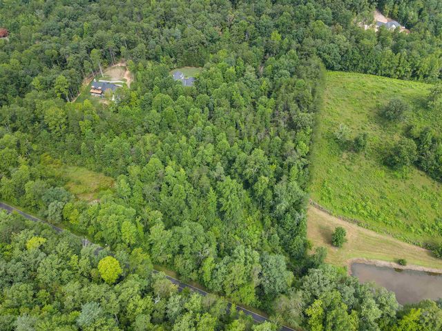 12 Queensmoor Road, Travelers Rest, SC 29690