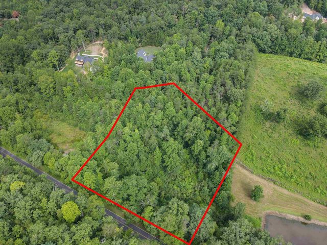 12 Queensmoor Road, Travelers Rest, SC 29690