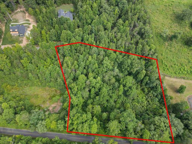 12 Queensmoor Road, Travelers Rest, SC 29690