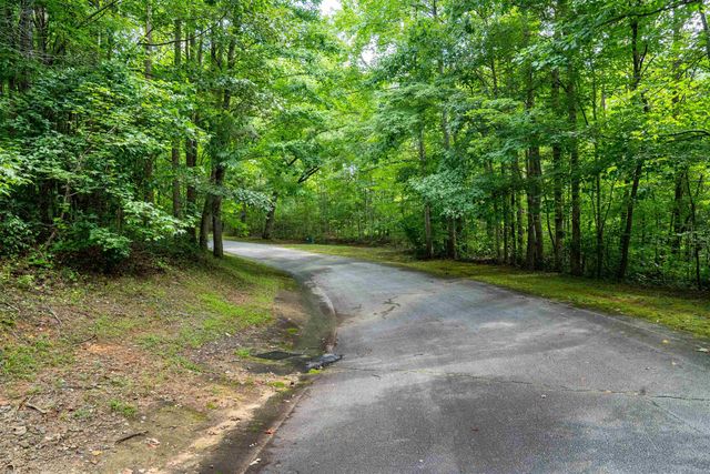 12 Queensmoor Road, Travelers Rest, SC 29690