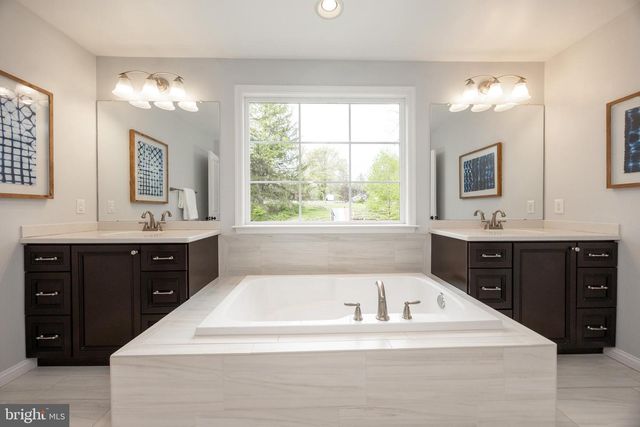 175 CAMP COUNCIL RD, Phoenixville, PA 19460