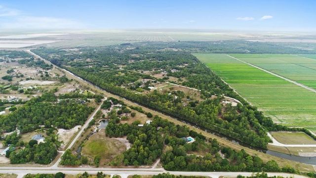 4935 Lame Panther Lane, Loxahatchee, FL 33470