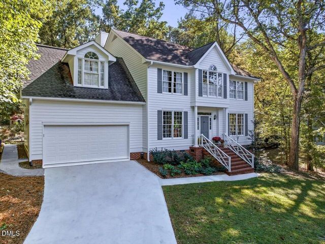 113 Ironwoods Drive, Chapel Hill, NC 27516