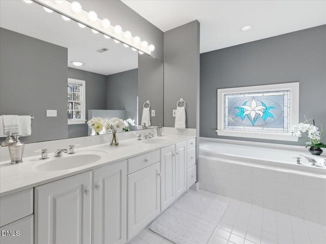 113 Ironwoods Drive, Chapel Hill, NC 27516