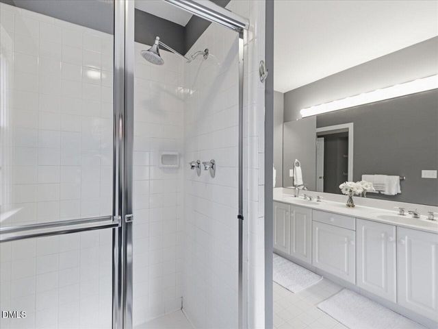 113 Ironwoods Drive, Chapel Hill, NC 27516