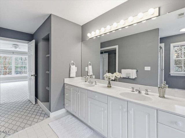 113 Ironwoods Drive, Chapel Hill, NC 27516