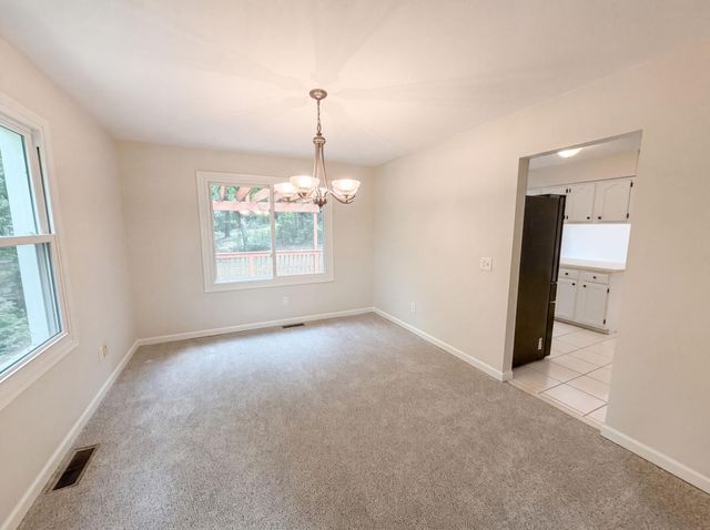 2509 Oakwood Drive, Burnsville, MN 55306