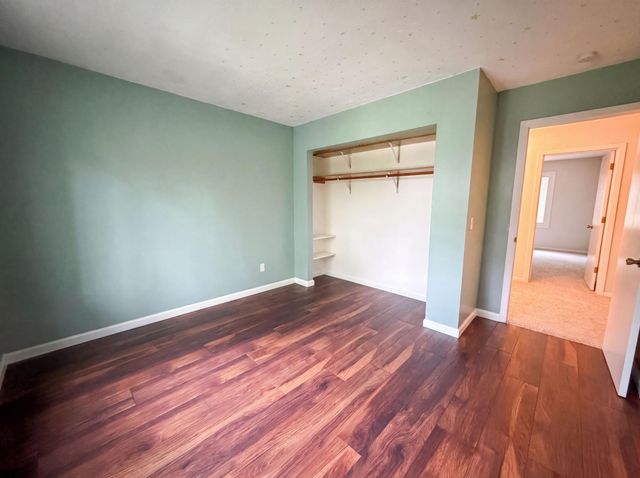 2509 Oakwood Drive, Burnsville, MN 55306