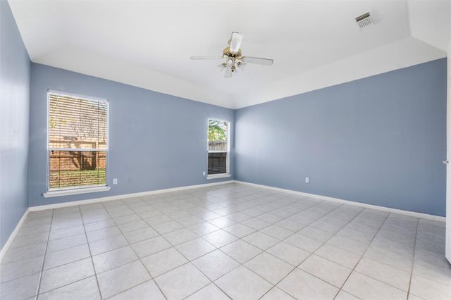 8738 Willancy Lane, Houston, TX 77095