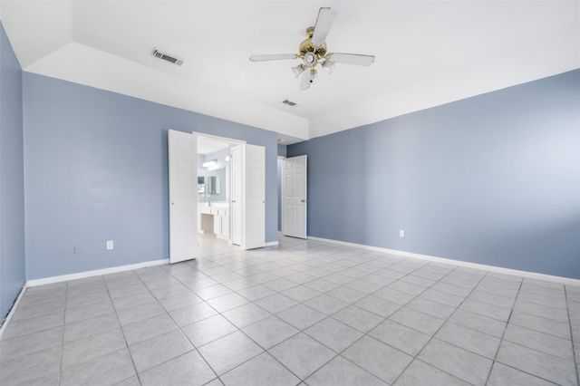 8738 Willancy Lane, Houston, TX 77095