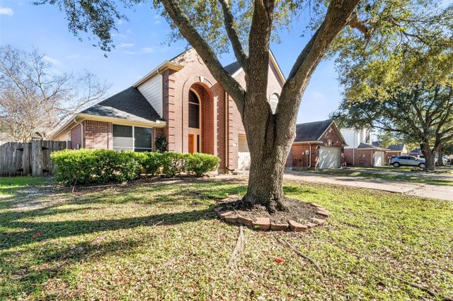 8738 Willancy Lane, Houston, TX 77095