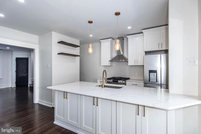 129 E TULPEHOCKEN ST, Philadelphia, PA 19144