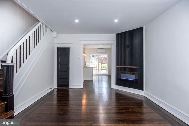 129 E TULPEHOCKEN ST, Philadelphia, PA 19144