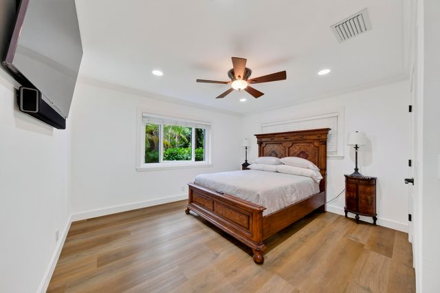 329 ISLE OF CAPRI Drive, Fort Lauderdale, FL 33301