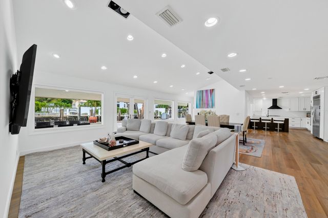 329 ISLE OF CAPRI Drive, Fort Lauderdale, FL 33301