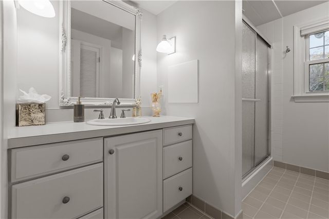 3001 Swansea Crescent W, Hampton, PA 15101