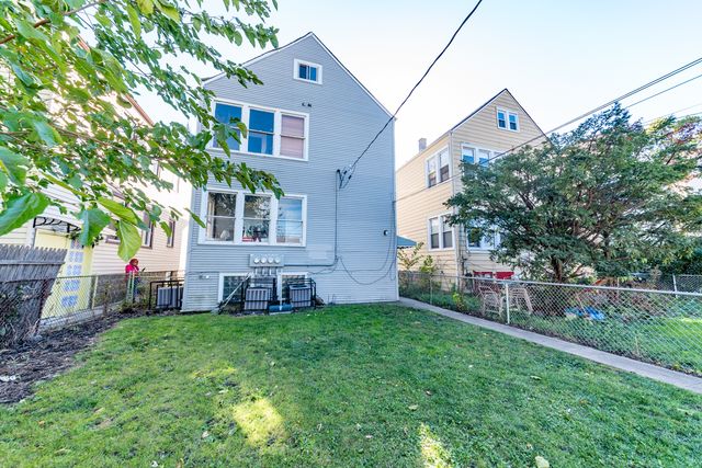 5344 W Eddy Street G, Chicago, IL 60641