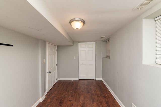 5344 W Eddy Street G, Chicago, IL 60641