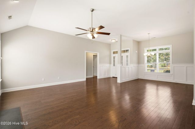 4965 Alamance Drive SE, Boiling Spring Lakes, NC 28461