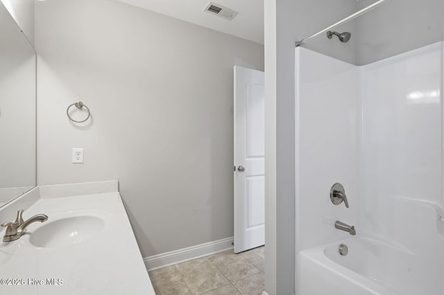 4965 Alamance Drive SE, Boiling Spring Lakes, NC 28461