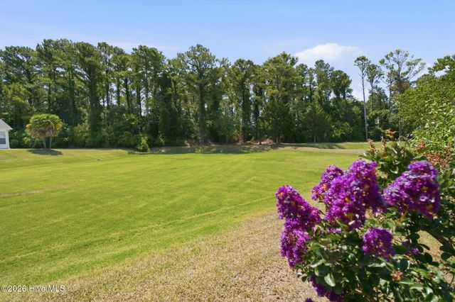 4965 Alamance Drive SE, Boiling Spring Lakes, NC 28461