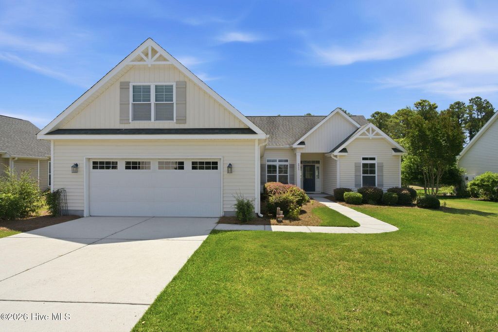 4965 Alamance Drive SE, Boiling Spring Lakes, NC 28461