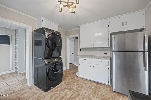 108 N Watauga Avenue, Dunn, NC 28334