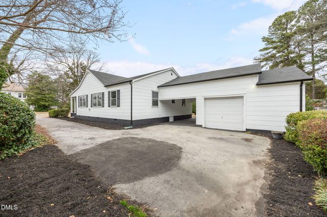 108 N Watauga Avenue, Dunn, NC 28334