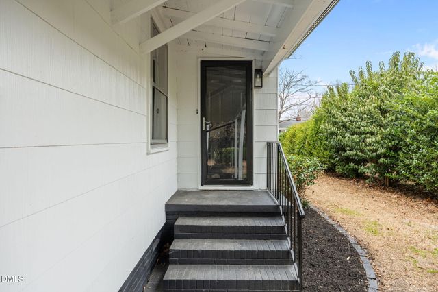 108 N Watauga Avenue, Dunn, NC 28334