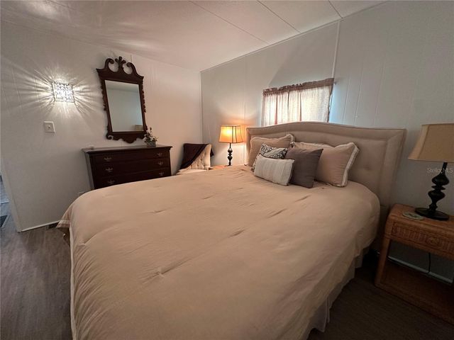 5409 HOLIDAY PARK BOULEVARD, North Port, FL 34287